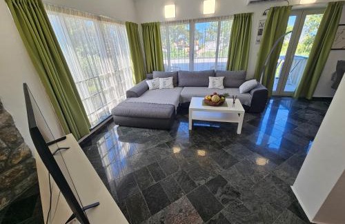 Brzac Complejo | Molnar Resort Villa Mimoza & Apartment Nea