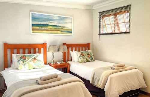 Mpofana Cama Y Desayuno | Molweni Kamberg Valley Bed and Breakfast