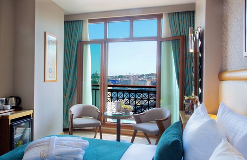 Karakoy Hotel | Momento Golden Horn Hotel