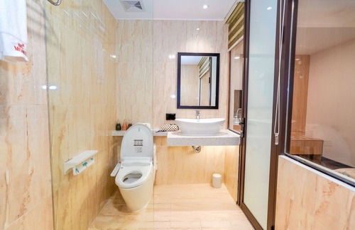Hai Phong Hotel | Momizi Hotel Hai Phong