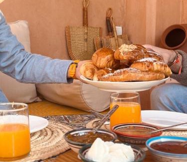 Riad Zitoun Jdid Casa | Momo House- Riad Momo