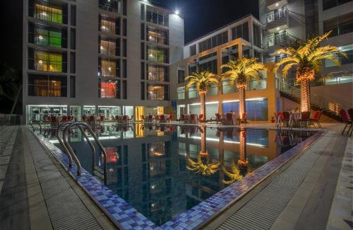 Bogra Hotel | Momo Inn