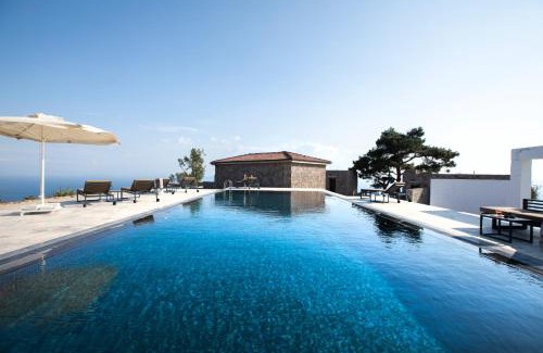 Ayvacik Hotel | Momos Otel