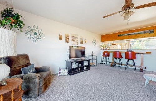 Somers Casa | Mom’s Mountain View
