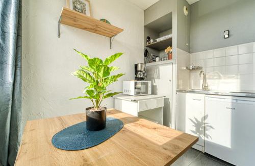 Plantieres Queuleu Apartamento | Mon Rez-de-Chaussée Ville Parking Privé Un-Séjour-à-Part