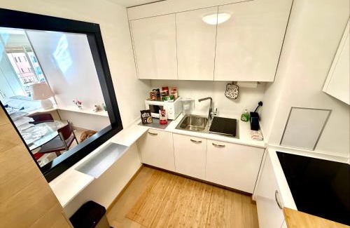 Fontvieille Apartamento | Monaco, Fontvieille, elegant & quiet renovated apartment, with terrace & pool, 15min walk to Port Hercule
