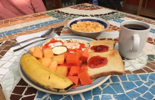 Barrio de Guadalupe Cama Y Desayuno | Monad Bed & Breakfast