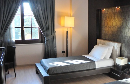 Tirana Hotel | MonarC Hotel