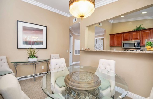 Monarch Beach Condominio | Monarch Beach Condo en Ritz Pointe - Techos abovedados - Aire acondicionado! A pie de Salt Creek Beach!