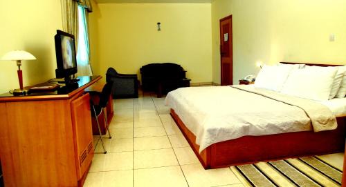 Accra Hotel | Monarch Hotel