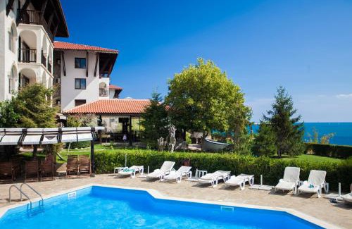 Sveti Vlas Hotel | Monastery 1 Apart Complex First Line