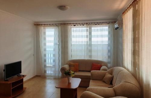 Sveti Vlas Hotel | Monastery 1 Apart Complex First Line