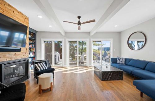 Mount Adams Casa | Monastery Guest House - 1BR Option