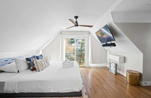Mount Adams Casa | Monastery Guest House 2BR Option