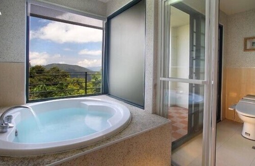 Ren'ai Cama Y Desayuno | Mone Garden Resort