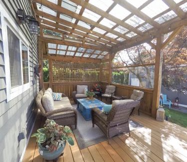 Campbell River Cama Y Desayuno | Money Pennies Bed and Breakfast