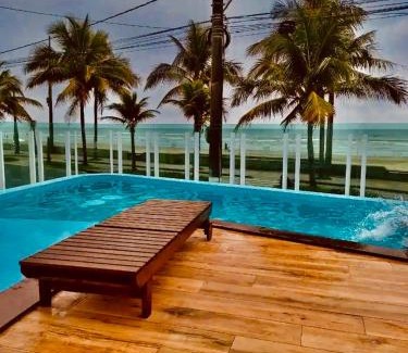 Mongagua Apartamento | Mongaguá com vista para o Mar pé na areia