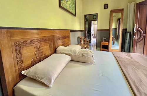 Penebel Casa | Mongan Homestay Beside The Belulang Hot Spring