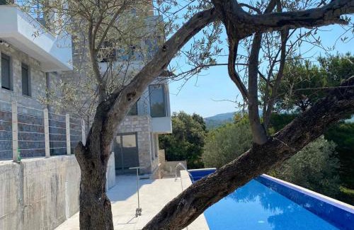 Lustica Apartamento | MONGOOSE