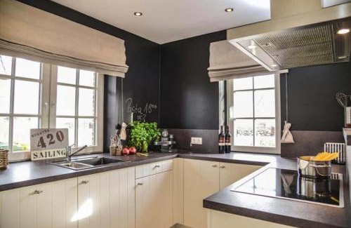 Hornum Casa | Monkey Island