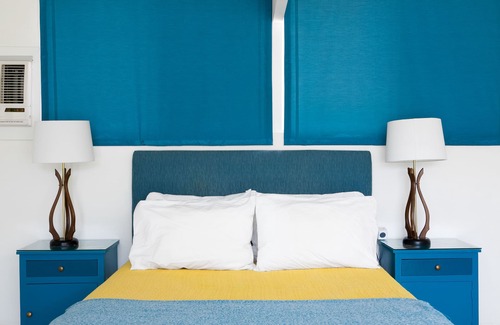 Desert Park Estates Hotel | Monkey Tree Hotel 6 by AvantStay | Stylish Hotel in Palm Springs w/ Pool!