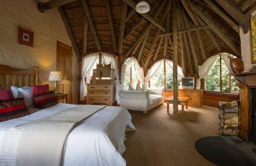 Fish Hoek Hotel | Monkey Valley Beach & Nature Resort