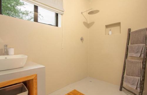 Marloth Park Apartamento | Monkeys Tail