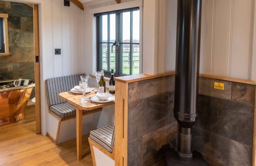 Great Witley Cabina | Monkwood Shepherd’s Hut