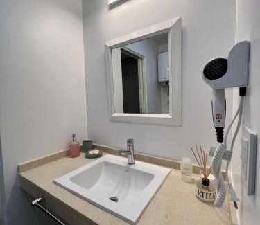 Cipolletti Apartamento | Monoambiente H&O