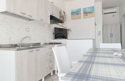 Posto Rosso Casa | MONOLOCALE LA CORTE SUL MARE