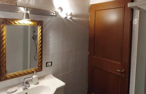 Florence Apartamento | Monolocale ristrutturato in un ex borgo medievale a Firenze.