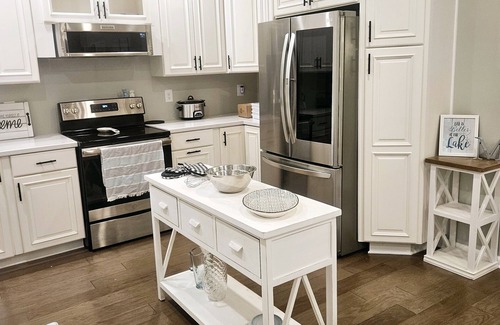 Lake Michigan Beach Casa | Monroe House - 2 Minute Drive to Lake Michigan ● Pet Friendly ● Beach Access