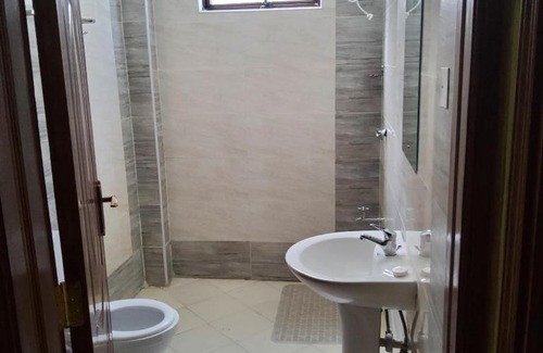 Nakuru Casa | Monrovia Guest House