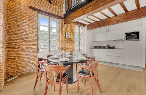 Saint-Georges Apartamento | Monsieur Henri - Grand appt en plein centre ville
