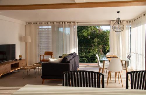 Mont Choisy Apartamento | Mont Choisy 2BR Private Rooftop and Plunge Pool