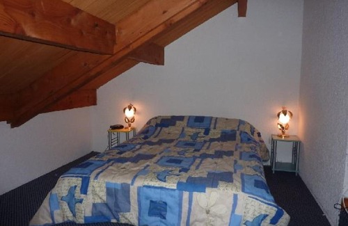 Mont-Dore Apartamento | Mont-Dore Duplex 40m² avec Balcon, Wifi et Parking - FR-1-608-51