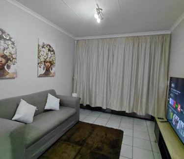 Newcastle Apartamento | Mont Pelaan 86