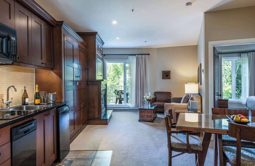 Mont-Tremblant Hotel | Mont-Tremblant - Château Beauvallon-Two Bedroom Suite-Free resort shuttle!