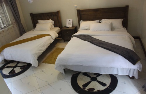 Fort Portal Hotel | Montane Safaris Hotel