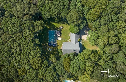 Montauk Casa | Montauk Beach House w Gunite Pool Around corner from Gurneys Seawater Spa