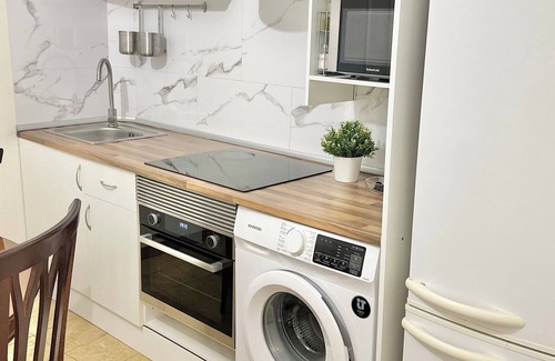 Montblanc Casa | Montblanc - Sleeps 4 - Parking - City Centre