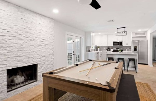 Cox Heights Casa | Monte Vista | Free Heated Pool | Close to Old Town