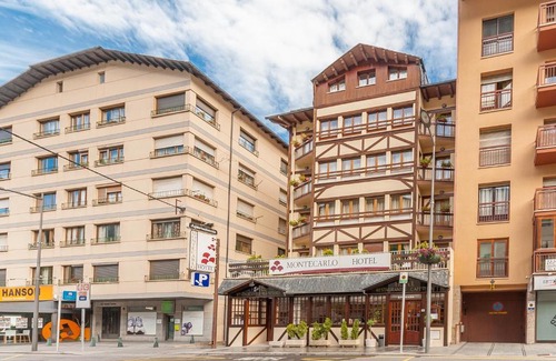 Encamp Hotel | Montecarlo