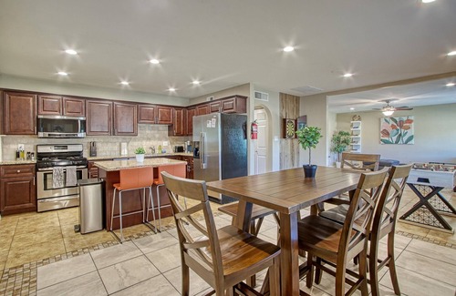Scottsdale Estates Nine Casa | Montecito: Play All the Games in this 4 Bed Home, Beautiful Old Town Scottsdale!