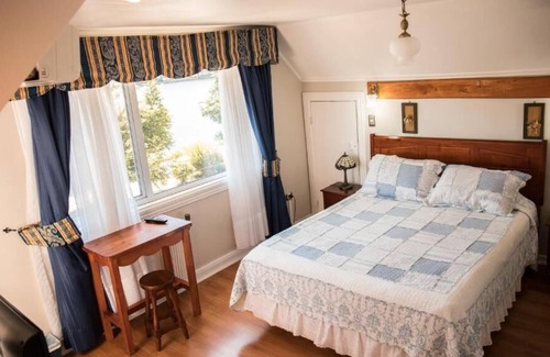 Valdivia Cama Y Desayuno | Montepiedra Rio de Luna