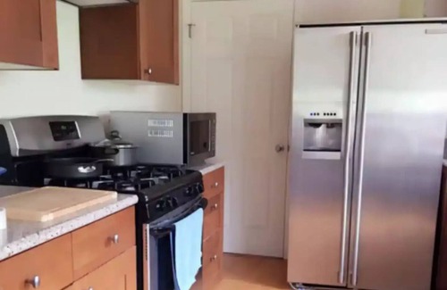 Del Rey Oaks Casa | Monterey Family Living