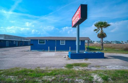 Corpus Christi Hotel | Monterrey Motel Padre Island, Corpus Christi BY OYO