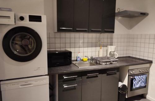 Mettmann Apartamento | Monteur-Ferien-Messewohnung Mettmann 6 Personen 2 OG