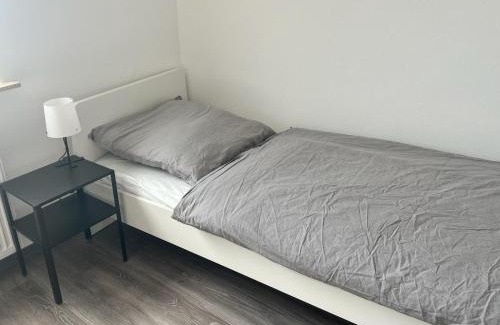 Oberhausen-Rheinhausen Casa | Monteur- und Arbeiterunterkunft Adlerstraße