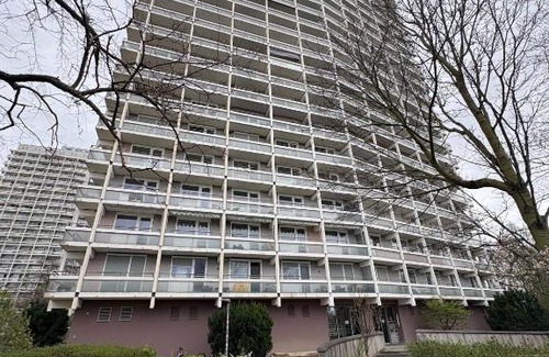 Ludwigshafen-Friesenheim Apartamento | Monteurs Wohnung über den Dächern der Stadt